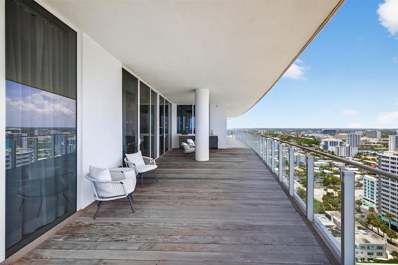 Image 50 of 54 For 525 Fort Lauderdale Beach Blvd  1902