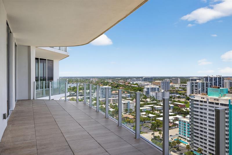 Image 53 of 54 For 525 Fort Lauderdale Beach Blvd  1902