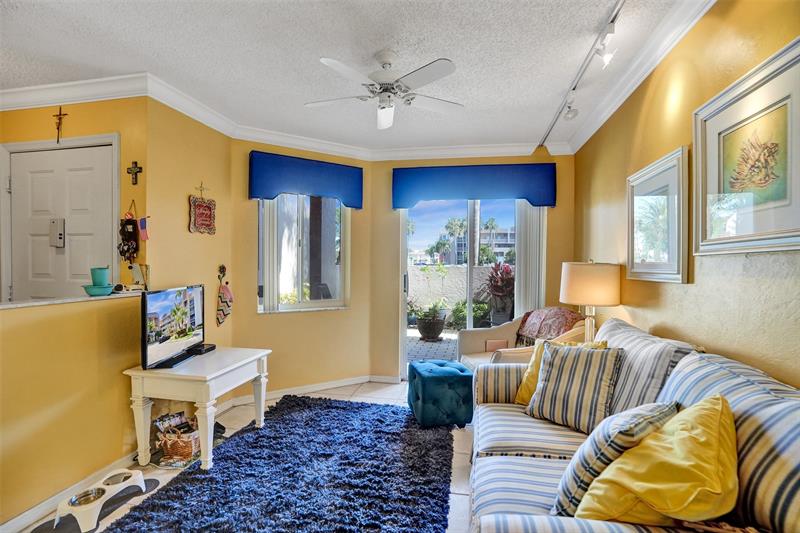 Image 16 of 37 For 7412 Granville Dr  112