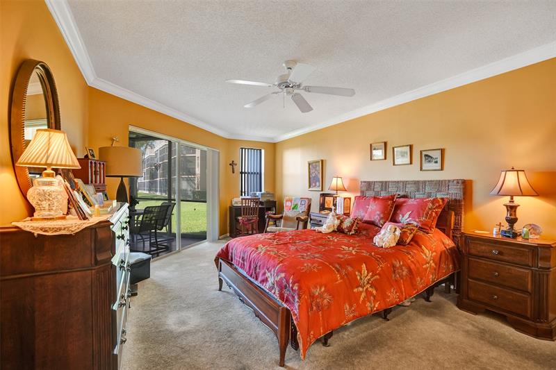 Image 27 of 37 For 7412 Granville Dr  112