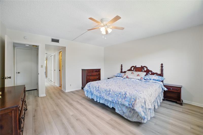 Image 24 of 54 For 3304 Aruba Way  L3