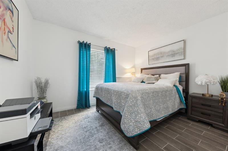 Image 10 of 13 For 608 Sea Pine Way  D2