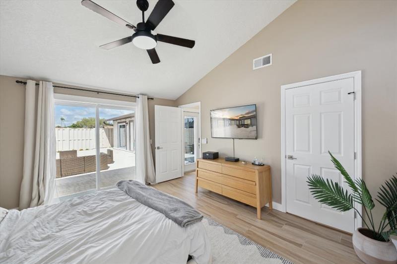 Image 18 of 34 For 9867 Boca Gardens Trl  D