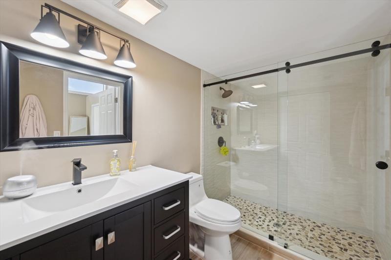 Image 22 of 34 For 9867 Boca Gardens Trl  D