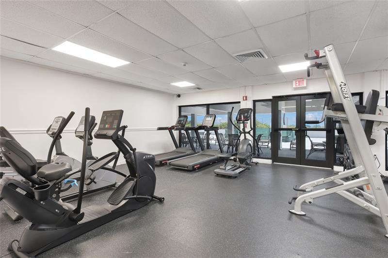 Image 21 of 37 For 1980 Ocean  10c