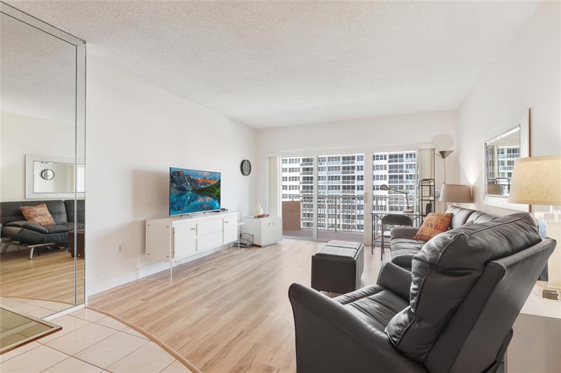 Image 6 of 37 For 1980 Ocean  10c