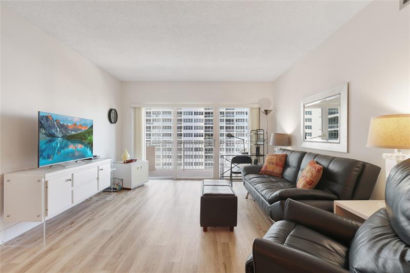 Image 8 of 37 For 1980 Ocean  10c