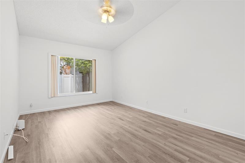 Image 20 of 43 For 5581 98th Way