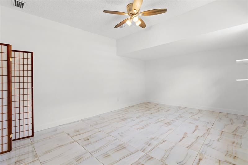 Image 33 of 43 For 5581 98th Way