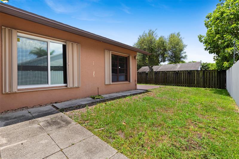 Image 37 of 43 For 5581 98th Way