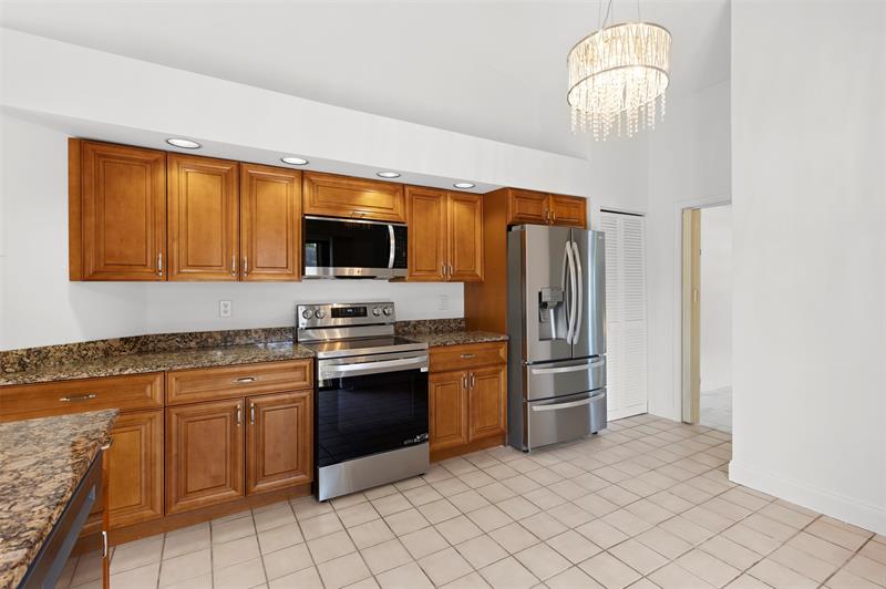 Image 6 of 43 For 5581 98th Way
