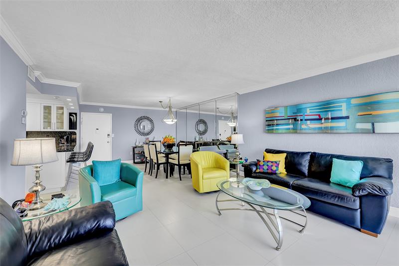 Image 12 of 34 For 211 Ocean Dr  405