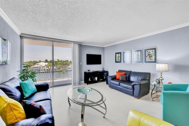 Image 9 of 34 For 211 Ocean Dr  405