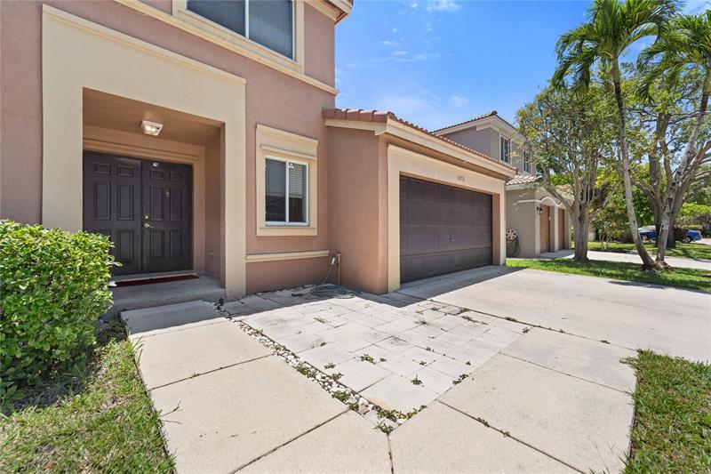 Image 11 of 19 For 10772 14th Pl