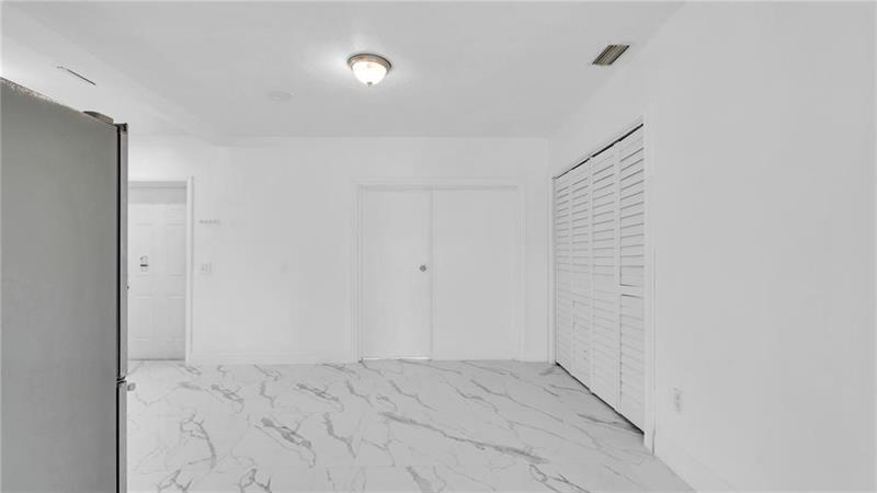 Image 13 of 19 For 465 119th Street