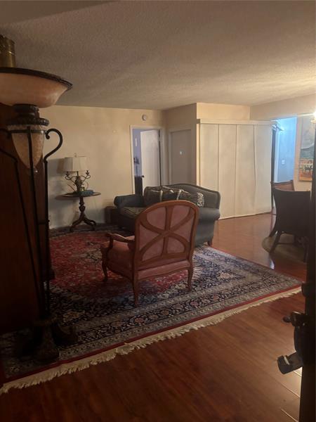 Image 11 of 25 For 3311 Perimeter Dr  3311