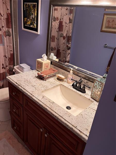 Image 23 of 25 For 3311 Perimeter Dr  3311