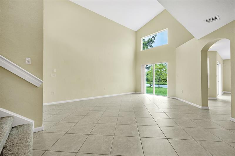 Image 13 of 50 For 2802 165th Ave