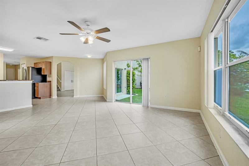 Image 19 of 50 For 2802 165th Ave