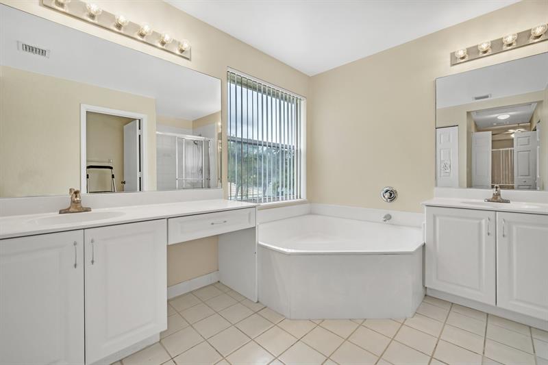 Image 37 of 50 For 2802 165th Ave
