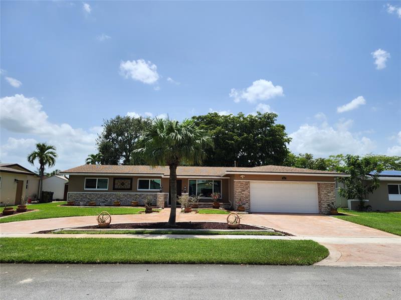 Details for 600 93rd Ave, Pembroke Pines, FL 33024