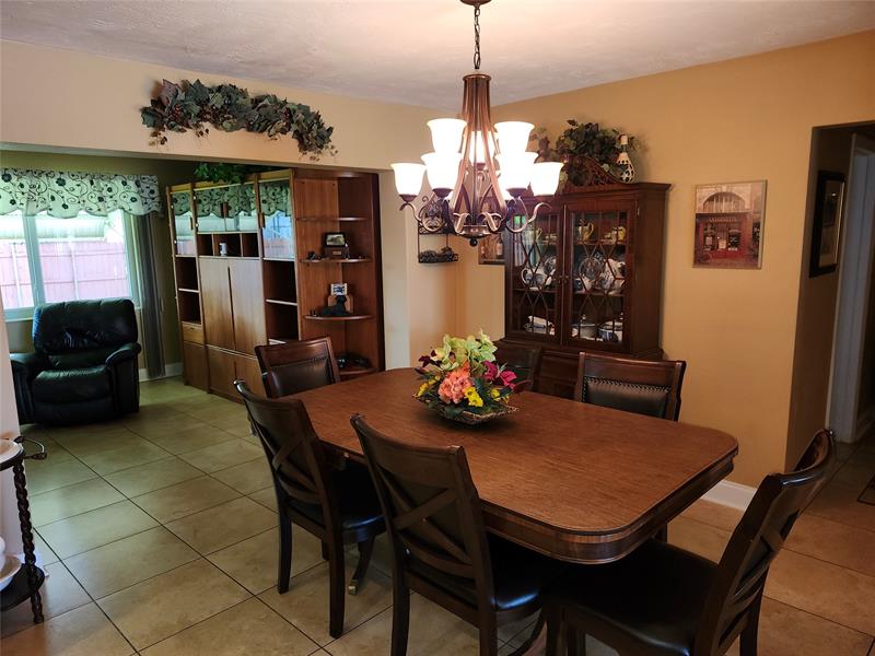 Image 16 of 40 For 600 93rd Ave