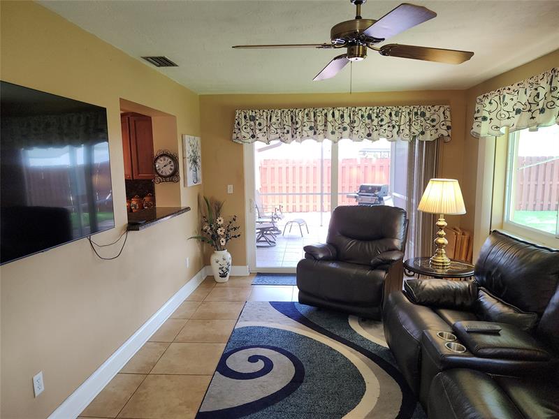 Image 18 of 40 For 600 93rd Ave