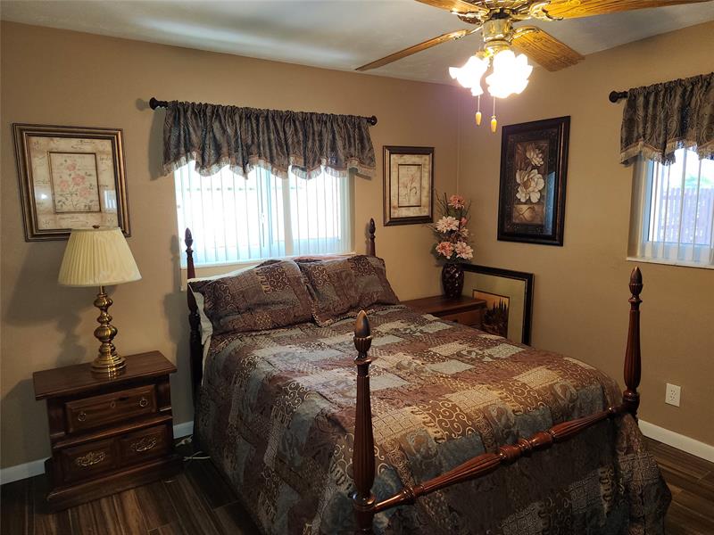 Image 32 of 40 For 600 93rd Ave