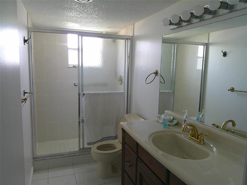 Image 14 of 34 For 403 68th Ave  519