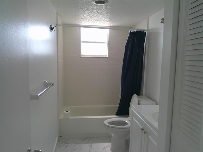 Image 20 of 34 For 403 68th Ave  519
