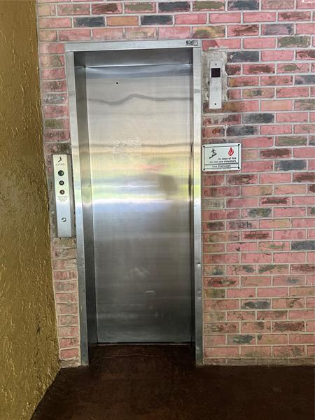 Image 17 of 18 For 10762 La Placida Dr  7-306
