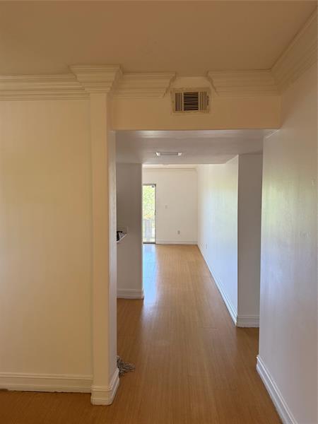 Image 5 of 18 For 10762 La Placida Dr  7-306