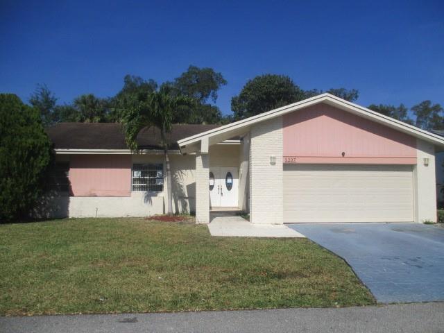 Details for 5207 Bayberry Ln, Tamarac, FL 33319