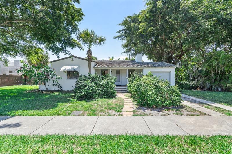 Image 11 of 27 For 739 Victoria Park Rd