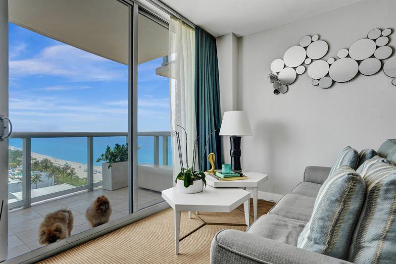 Image 21 of 27 For 18683 Collins Ave  1404