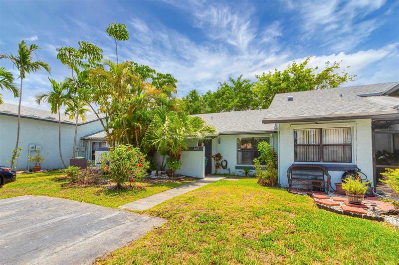 Details for 8213 100th Dr  8213, Tamarac, FL 33321