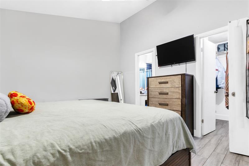 Image 19 of 42 For 8213 100th Dr  8213