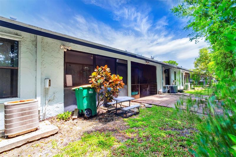 Image 41 of 42 For 8213 100th Dr  8213