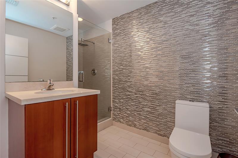 Image 9 of 19 For 1111 1st Ave  Ph3920