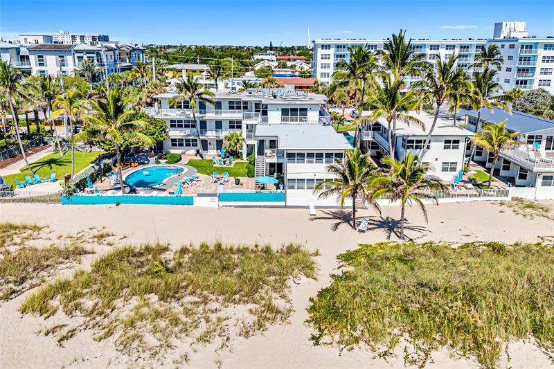 Image 31 of 32 For 4520 El Mar Dr  2
