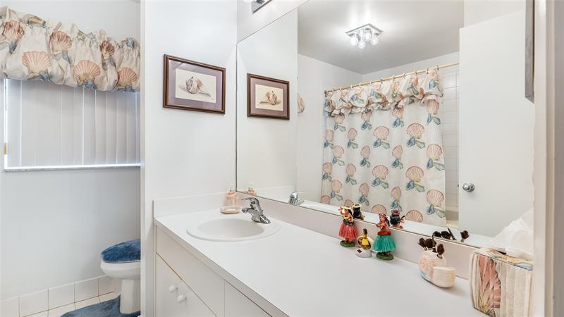 Image 16 of 43 For 4020 72nd Way