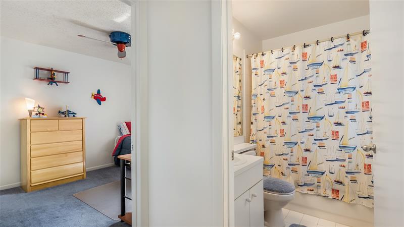 Image 20 of 43 For 4020 72nd Way
