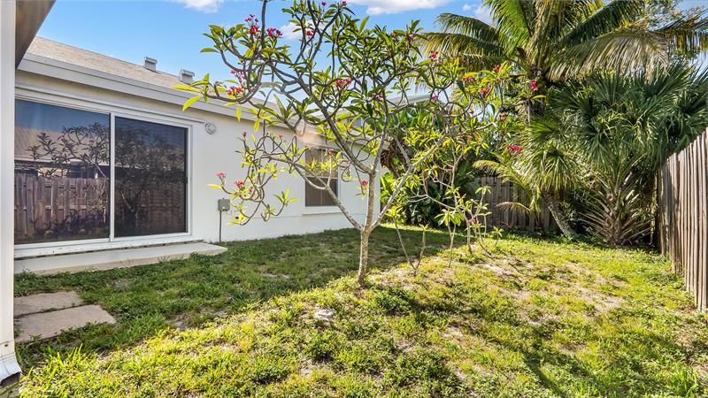 Image 37 of 43 For 4020 72nd Way