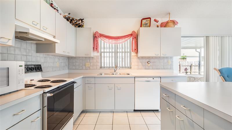Image 6 of 43 For 4020 72nd Way