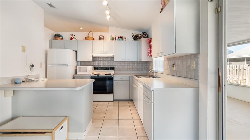 Image 7 of 43 For 4020 72nd Way