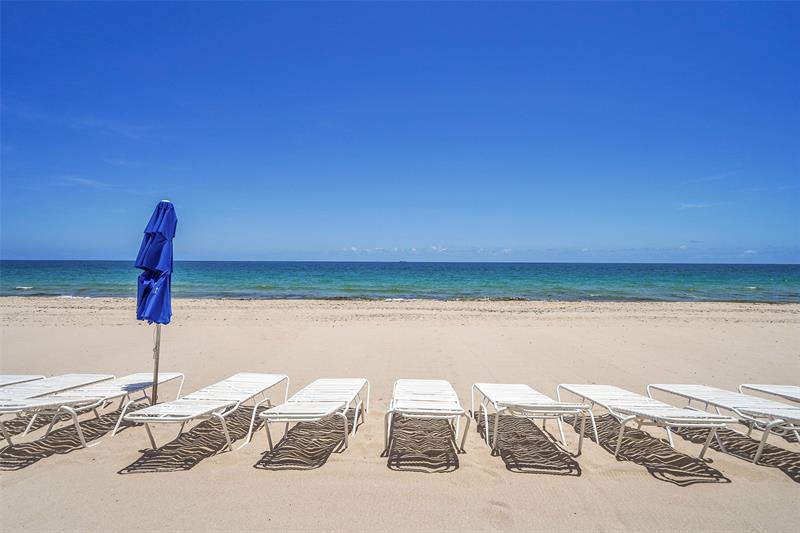 Image 13 of 42 For 3900 Galt Ocean Dr  708