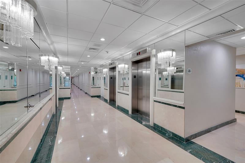 Image 30 of 42 For 3900 Galt Ocean Dr  708