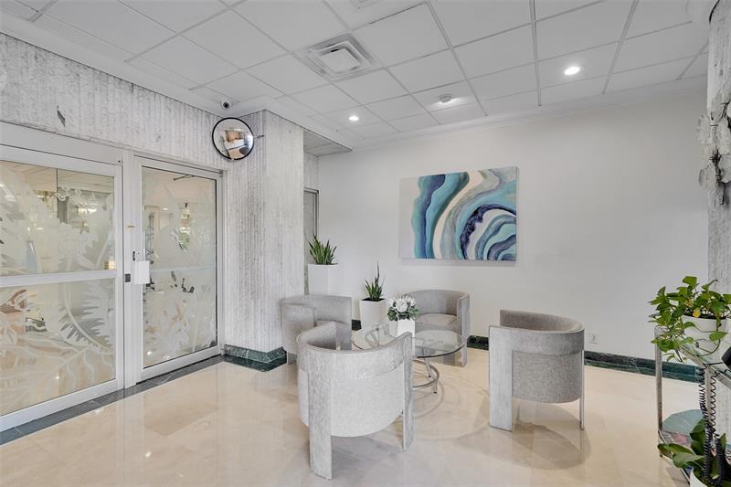 Image 34 of 42 For 3900 Galt Ocean Dr  708