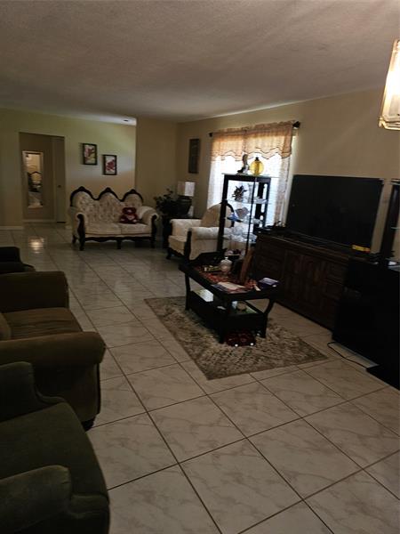 Image 9 of 19 For 4849 9th St  