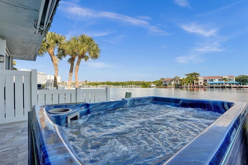 Details for 876 Jeffery St, Boca Raton, FL 33487